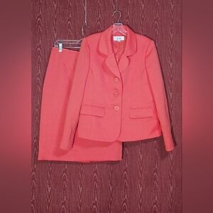 Le Suit Coral Skirt Set
